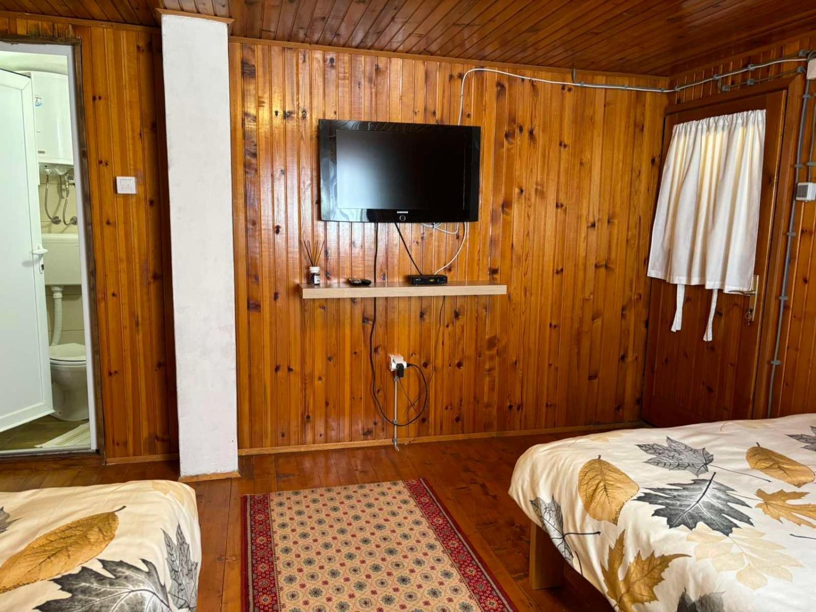 Hotel Ljubav Stara Zaovine Lazici Exterior foto